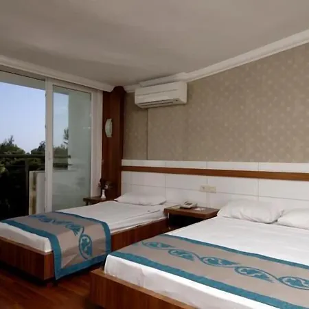 Otel Maya Golf 4*