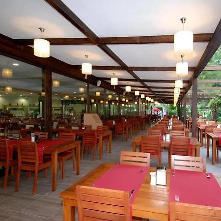 Maya Golf Side